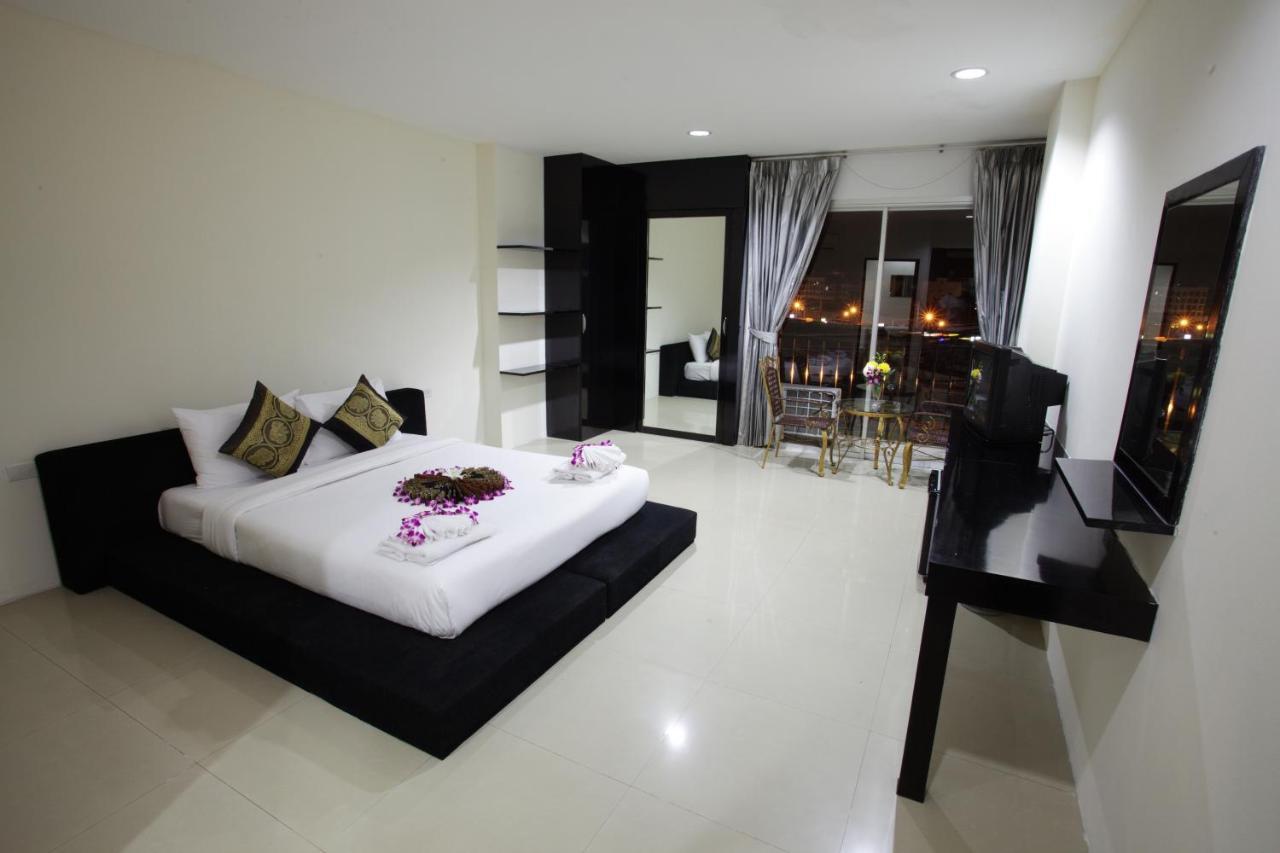 Lars-Lita Residence Patong Exterior photo